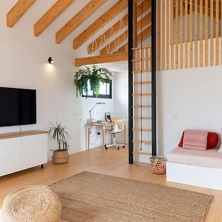 Апартаменты Loft In Коральео