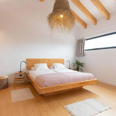 Loft In *